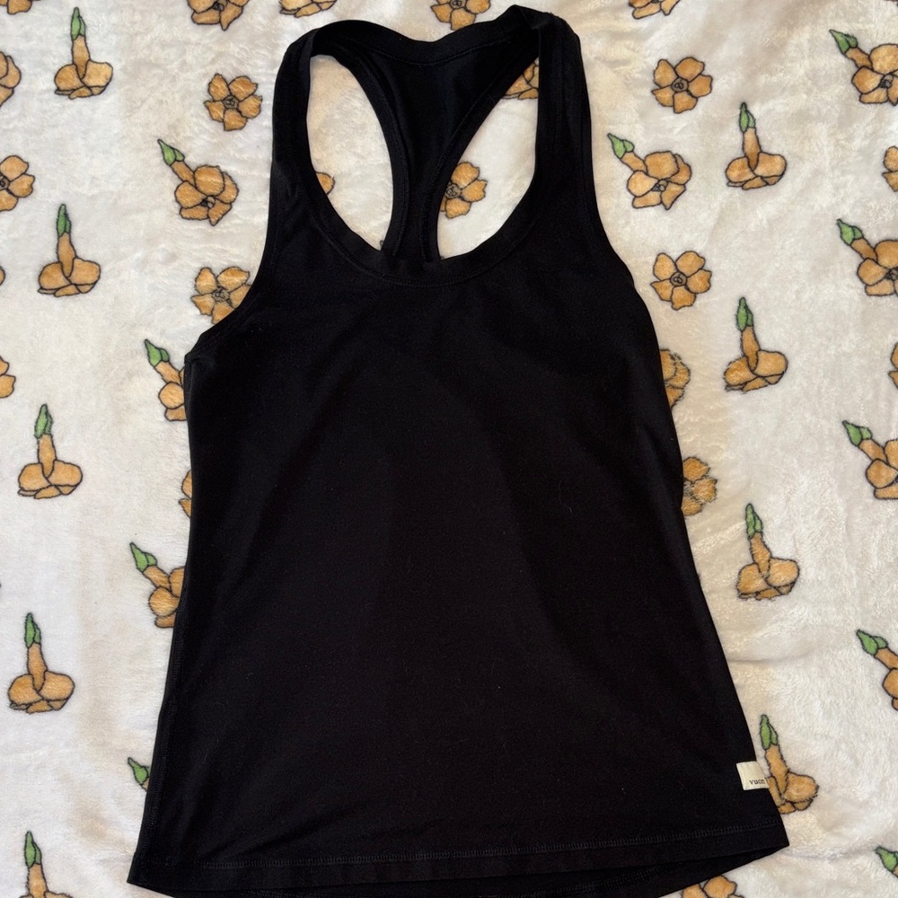 Vuori Women's Classic Black Tank Top